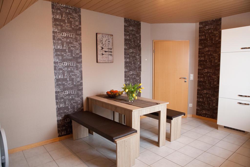 Ferienwohnung Am Korretsberg Kruft الغرفة الصورة