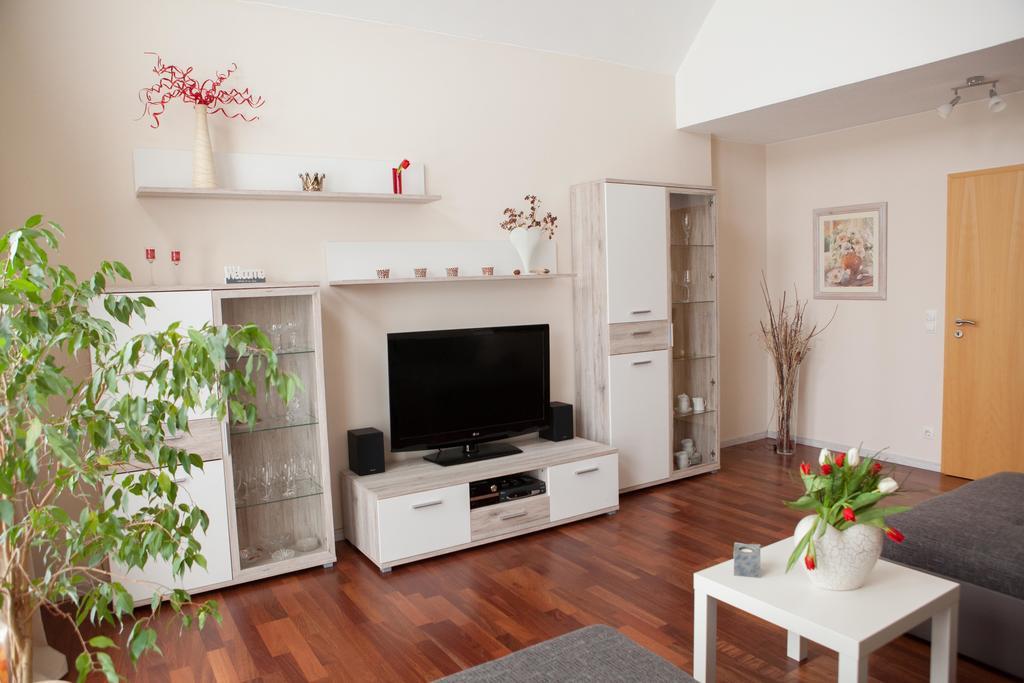 Ferienwohnung Am Korretsberg Kruft الغرفة الصورة