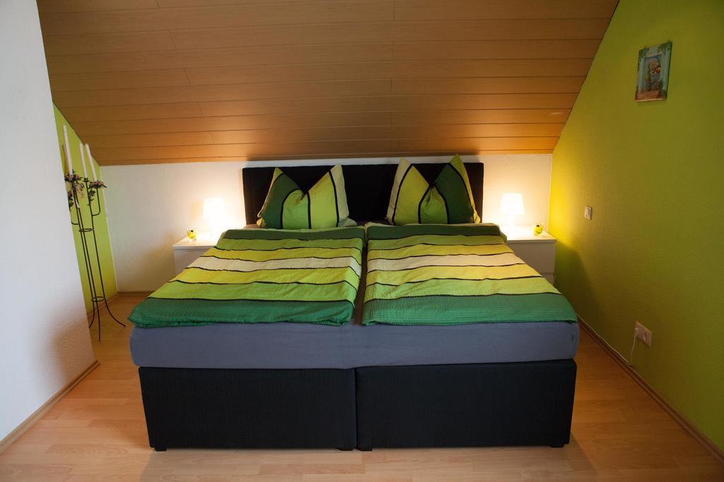Ferienwohnung Am Korretsberg Kruft الغرفة الصورة